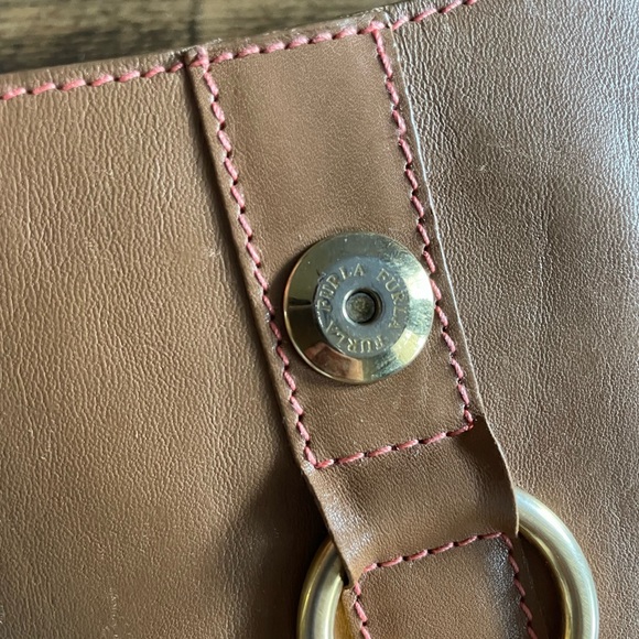Furla Brown Leather Small Shoulder Bag Gold Hardware Classic Italian Y2K - Picture 7 of 14
